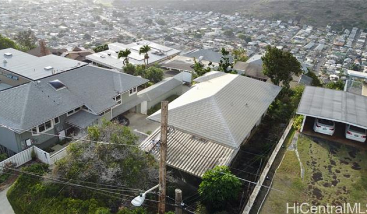 1758 Mikahala Way,Honolulu,Hawaii,96816,5 ベッドルーム ベッドルーム,2 バスルームバスルーム,一戸建て,Mikahala,18396407