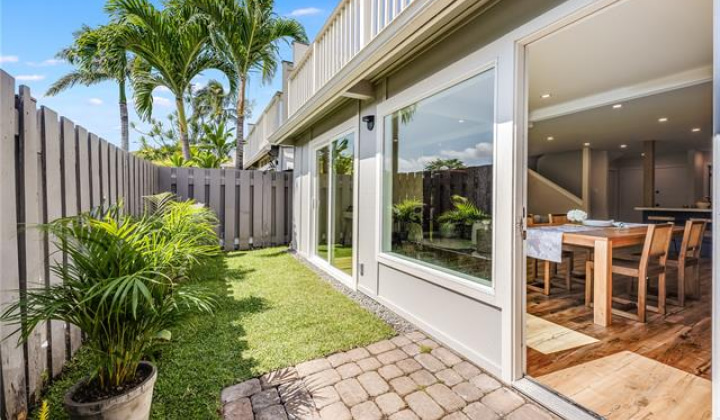 515 Keolu Drive,Kailua,Hawaii,96734,5 Bedrooms Bedrooms,3 BathroomsBathrooms,Condo/Townhouse,Keolu,1,18398253