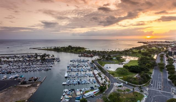 1600 Ala Moana Boulevard,Honolulu,Hawaii,96815,3 ベッドルーム ベッドルーム,3 バスルームバスルーム,コンド / タウンハウス,Ala Moana,37,18849627