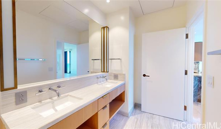 1100 Ala Moana Boulevard,Honolulu,Hawaii,96814,1 Bedroom Bedrooms,1 BathroomBathrooms,Condo/Townhouse,Ala Moana,39,18398328
