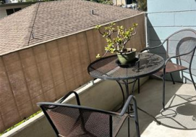 1642 Kewalo Street,Honolulu,Hawaii,96822,1 Bedroom Bedrooms,1 BathroomBathrooms,Condo/Townhouse,Kewalo,2,18398532