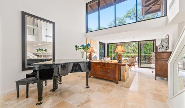 3071 La Pietra Circle,Honolulu,Hawaii,96815,3 Bedrooms Bedrooms,3 BathroomsBathrooms,Single family,La Pietra,18398585