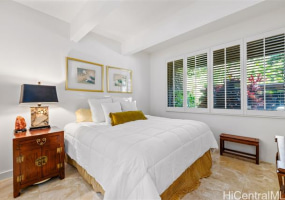 3071 La Pietra Circle,Honolulu,Hawaii,96815,3 Bedrooms Bedrooms,3 BathroomsBathrooms,Single family,La Pietra,18398585