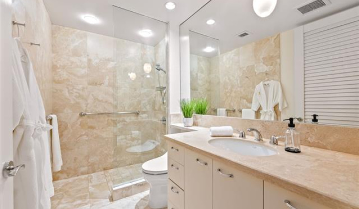 3071 La Pietra Circle,Honolulu,Hawaii,96815,3 Bedrooms Bedrooms,3 BathroomsBathrooms,Single family,La Pietra,18398585
