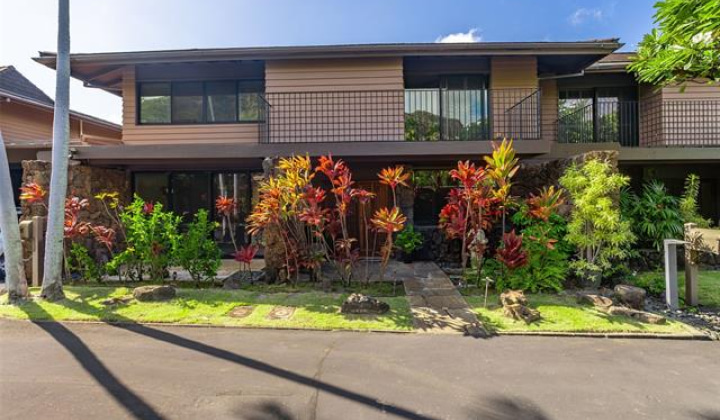 3071 La Pietra Circle,Honolulu,Hawaii,96815,3 Bedrooms Bedrooms,3 BathroomsBathrooms,Single family,La Pietra,18398585