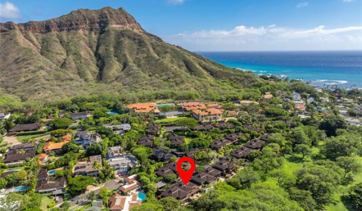 3071 La Pietra Circle,Honolulu,Hawaii,96815,3 Bedrooms Bedrooms,3 BathroomsBathrooms,Single family,La Pietra,18398585