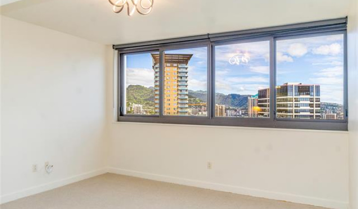 600 Queen Street,Honolulu,Hawaii,96813,2 ベッドルーム ベッドルーム,2 バスルームバスルーム,コンド / タウンハウス,Queen,35,18398911