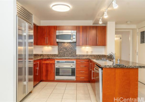 600 Queen Street,Honolulu,Hawaii,96813,2 ベッドルーム ベッドルーム,2 バスルームバスルーム,コンド / タウンハウス,Queen,35,18398911