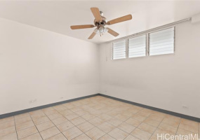 2440 Date Street,Honolulu,Hawaii,96826,3 ベッドルーム ベッドルーム,1 バスルームバスルーム,コンド / タウンハウス,Date,12,18399419