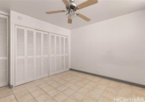 2440 Date Street,Honolulu,Hawaii,96826,3 ベッドルーム ベッドルーム,1 バスルームバスルーム,コンド / タウンハウス,Date,12,18399419