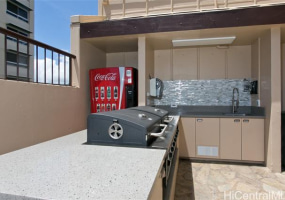320 Liliuokalani Avenue,Honolulu,Hawaii,96815,2 ベッドルーム ベッドルーム,1 バスルームバスルーム,コンド / タウンハウス,Liliuokalani,6,18851626