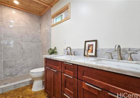 947 Uwao Street,Honolulu,Hawaii,96825,3 Bedrooms Bedrooms,3 BathroomsBathrooms,Single family,Uwao,18401144