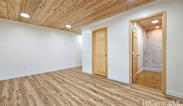 947 Uwao Street,Honolulu,Hawaii,96825,3 Bedrooms Bedrooms,3 BathroomsBathrooms,Single family,Uwao,18401144