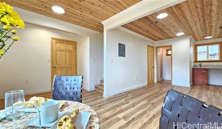 947 Uwao Street,Honolulu,Hawaii,96825,3 Bedrooms Bedrooms,3 BathroomsBathrooms,Single family,Uwao,18401144
