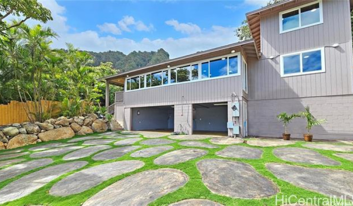 947 Uwao Street,Honolulu,Hawaii,96825,3 Bedrooms Bedrooms,3 BathroomsBathrooms,Single family,Uwao,18401144