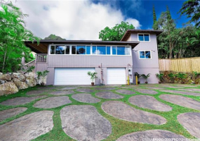 947 Uwao Street,Honolulu,Hawaii,96825,3 Bedrooms Bedrooms,3 BathroomsBathrooms,Single family,Uwao,18401144