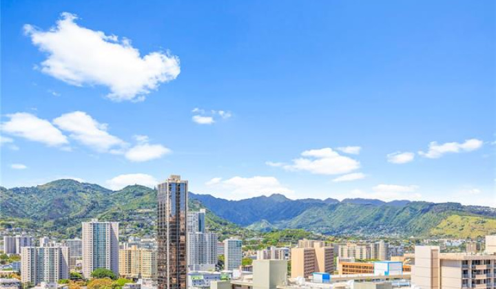 629 Keeaumoku Street,Honolulu,Hawaii,96814,2 Bedrooms Bedrooms,2 BathroomsBathrooms,Condo/Townhouse,Keeaumoku,21,18401256