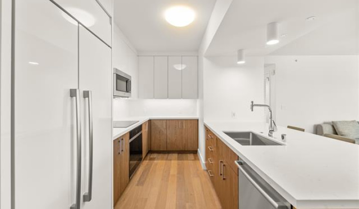 629 Keeaumoku Street,Honolulu,Hawaii,96814,2 Bedrooms Bedrooms,2 BathroomsBathrooms,Condo/Townhouse,Keeaumoku,21,18401256
