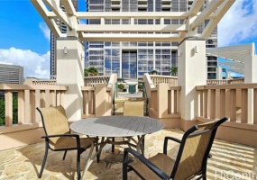 600 Queen Street,Honolulu,Hawaii,96813,2 ベッドルーム ベッドルーム,2 バスルームバスルーム,コンド / タウンハウス,Queen,13,18401550