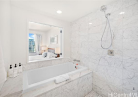 223 Saratoga Road,Honolulu,Hawaii,96815,2 Bedrooms Bedrooms,2 BathroomsBathrooms,Condo/Townhouse,Saratoga,28,18402258