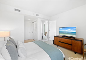 223 Saratoga Road,Honolulu,Hawaii,96815,2 Bedrooms Bedrooms,2 BathroomsBathrooms,Condo/Townhouse,Saratoga,28,18402258