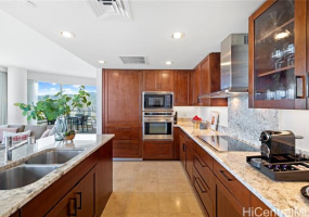 223 Saratoga Road,Honolulu,Hawaii,96815,2 Bedrooms Bedrooms,2 BathroomsBathrooms,Condo/Townhouse,Saratoga,28,18402258
