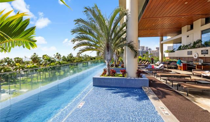 223 Saratoga Road,Honolulu,Hawaii,96815,2 Bedrooms Bedrooms,2 BathroomsBathrooms,Condo/Townhouse,Saratoga,28,18402308
