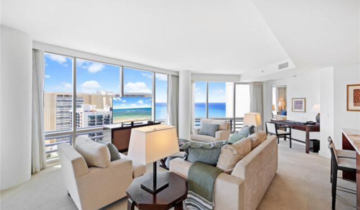 223 Saratoga Road,Honolulu,Hawaii,96815,2 Bedrooms Bedrooms,2 BathroomsBathrooms,Condo/Townhouse,Saratoga,28,18402308
