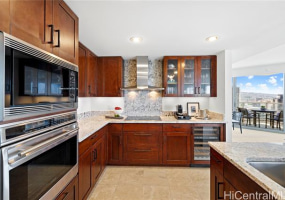 223 Saratoga Road,Honolulu,Hawaii,96815,2 Bedrooms Bedrooms,2 BathroomsBathrooms,Condo/Townhouse,Saratoga,28,18402308
