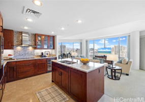 223 Saratoga Road,Honolulu,Hawaii,96815,2 Bedrooms Bedrooms,2 BathroomsBathrooms,Condo/Townhouse,Saratoga,28,18402308