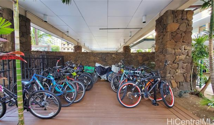 1720 Ala Moana Boulevard,Honolulu,Hawaii,96815,1 Bedroom Bedrooms,1 BathroomBathrooms,Condo/Townhouse,Ala Moana,5,18403577
