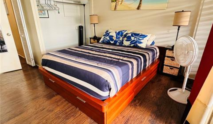 1720 Ala Moana Boulevard,Honolulu,Hawaii,96815,1 Bedroom Bedrooms,1 BathroomBathrooms,Condo/Townhouse,Ala Moana,5,18403577