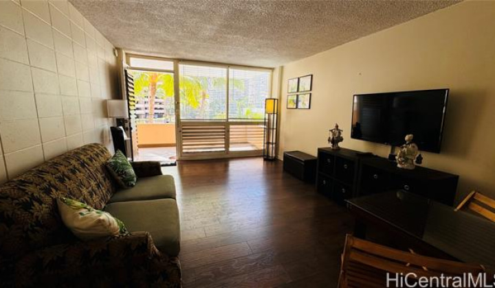1720 Ala Moana Boulevard,Honolulu,Hawaii,96815,1 Bedroom Bedrooms,1 BathroomBathrooms,Condo/Townhouse,Ala Moana,5,18403577