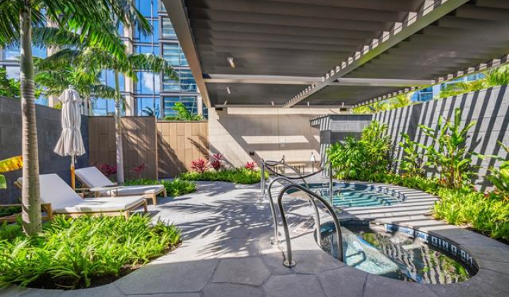 1100 Ala Moana Boulevard,Honolulu,Hawaii,96814,1 Bedroom Bedrooms,1 BathroomBathrooms,Condo/Townhouse,Ala Moana,27,18403671