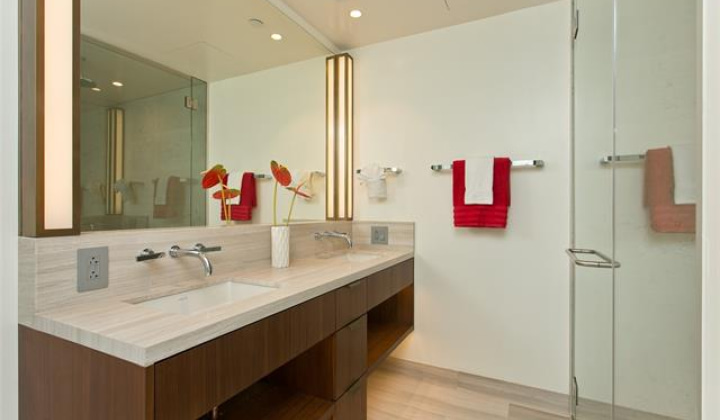 1100 Ala Moana Boulevard,Honolulu,Hawaii,96814,1 Bedroom Bedrooms,1 BathroomBathrooms,Condo/Townhouse,Ala Moana,24,18403736