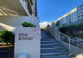 1134 Kinau Street,Honolulu,Hawaii,96814,1 Bedroom Bedrooms,1 BathroomBathrooms,Condo/Townhouse,Kinau,8,18404063