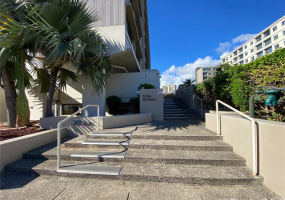 1134 Kinau Street,Honolulu,Hawaii,96814,1 Bedroom Bedrooms,1 BathroomBathrooms,Condo/Townhouse,Kinau,8,18404063