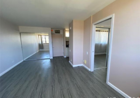 1134 Kinau Street,Honolulu,Hawaii,96814,1 Bedroom Bedrooms,1 BathroomBathrooms,Condo/Townhouse,Kinau,8,18404063