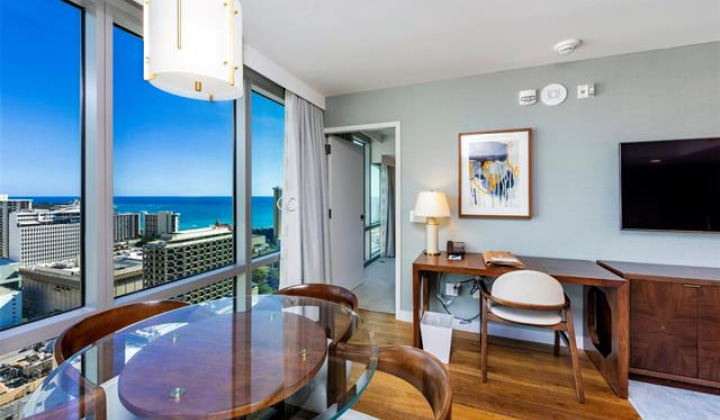 2139 Kuhio Avenue,Honolulu,Hawaii,96815,1 ベッドルーム ベッドルーム,2 バスルームバスルーム,コンド / タウンハウス,Kuhio,28,18404087