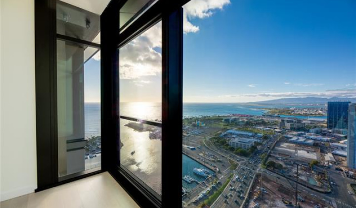 1100 Ala Moana Boulevard,Honolulu,Hawaii,96814,1 Bedroom Bedrooms,1 BathroomBathrooms,Condo/Townhouse,Ala Moana,40,18405705