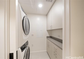 1100 ala moana Boulevard,Honolulu,Hawaii,96814,2 Bedrooms Bedrooms,2 BathroomsBathrooms,Condo/Townhouse,ala moana,17,18406304