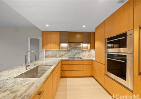 1100 ala moana Boulevard,Honolulu,Hawaii,96814,2 Bedrooms Bedrooms,2 BathroomsBathrooms,Condo/Townhouse,ala moana,17,18406304