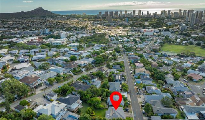 1471 St Louis Drive,Honolulu,Hawaii,96816,4 Bedrooms Bedrooms,2 BathroomsBathrooms,Single family,St Louis,18406486