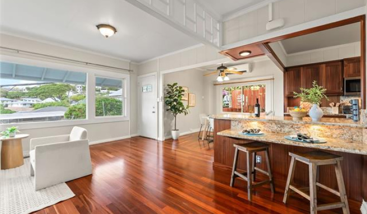 1471 St Louis Drive,Honolulu,Hawaii,96816,4 Bedrooms Bedrooms,2 BathroomsBathrooms,Single family,St Louis,18406486