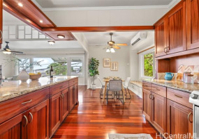 1471 St Louis Drive,Honolulu,Hawaii,96816,4 Bedrooms Bedrooms,2 BathroomsBathrooms,Single family,St Louis,18406486