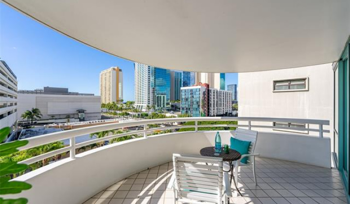 1341 Kapiolani Boulevard,Honolulu,Hawaii,96814,2 ベッドルーム ベッドルーム,2 バスルームバスルーム,コンド / タウンハウス,Kapiolani,8,18406708