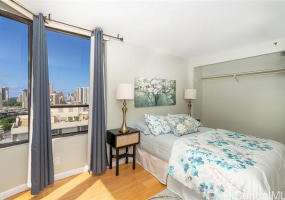 2724 Kahoaloha Lane,Honolulu,Hawaii,96826,2 Bedrooms Bedrooms,2 BathroomsBathrooms,Condo/Townhouse,Kahoaloha,21,19004360