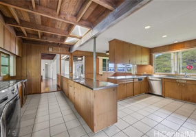 2316 Round Top Drive,Honolulu,Hawaii,96822,3 ベッドルーム ベッドルーム,2 バスルームバスルーム,一戸建て,Round Top,18858378