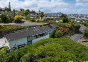 2316 Round Top Drive,Honolulu,Hawaii,96822,3 ベッドルーム ベッドルーム,2 バスルームバスルーム,一戸建て,Round Top,18858378