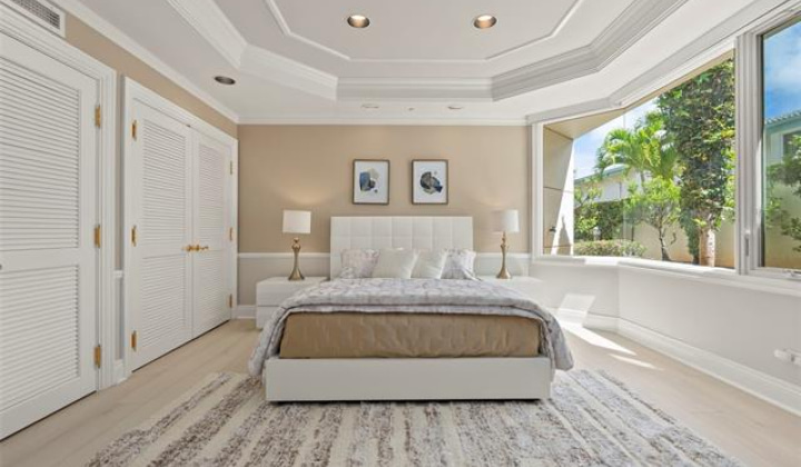 763 Kaulana Place,Honolulu,Hawaii,96821,6 ベッドルーム ベッドルーム,7 バスルームバスルーム,一戸建て,Kaulana,18859328
